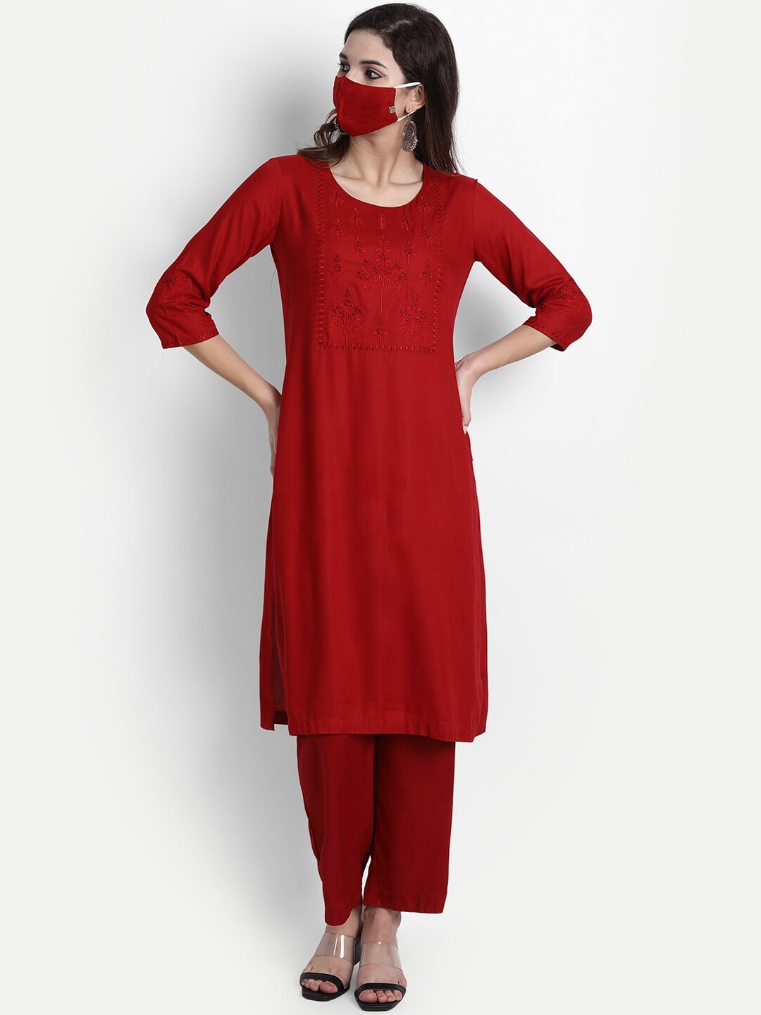 

SHEREEN Women Maroon Thread Work Kurta