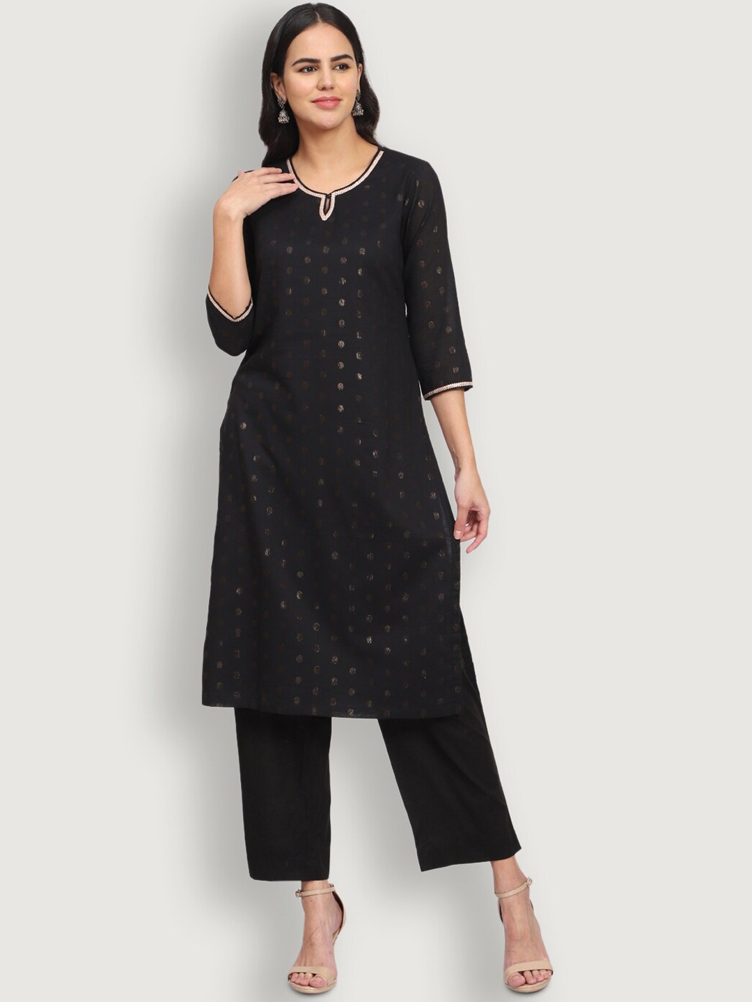 

SHEREEN Women Black Geometric Printed Keyhole Neck Kurta