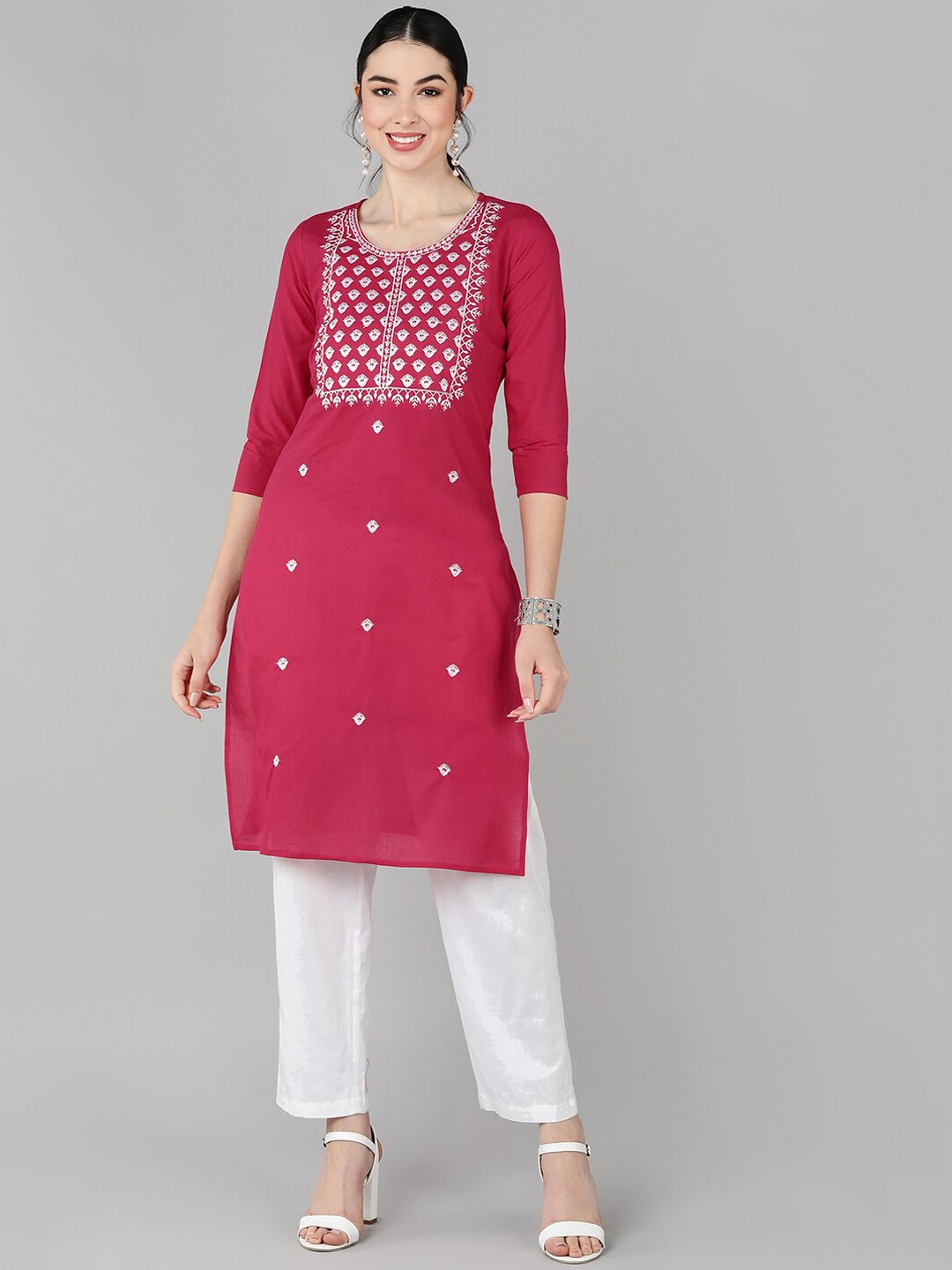 

Jaipur Folk Women Pink Floral Embroidered Thread Work Floral Kurta