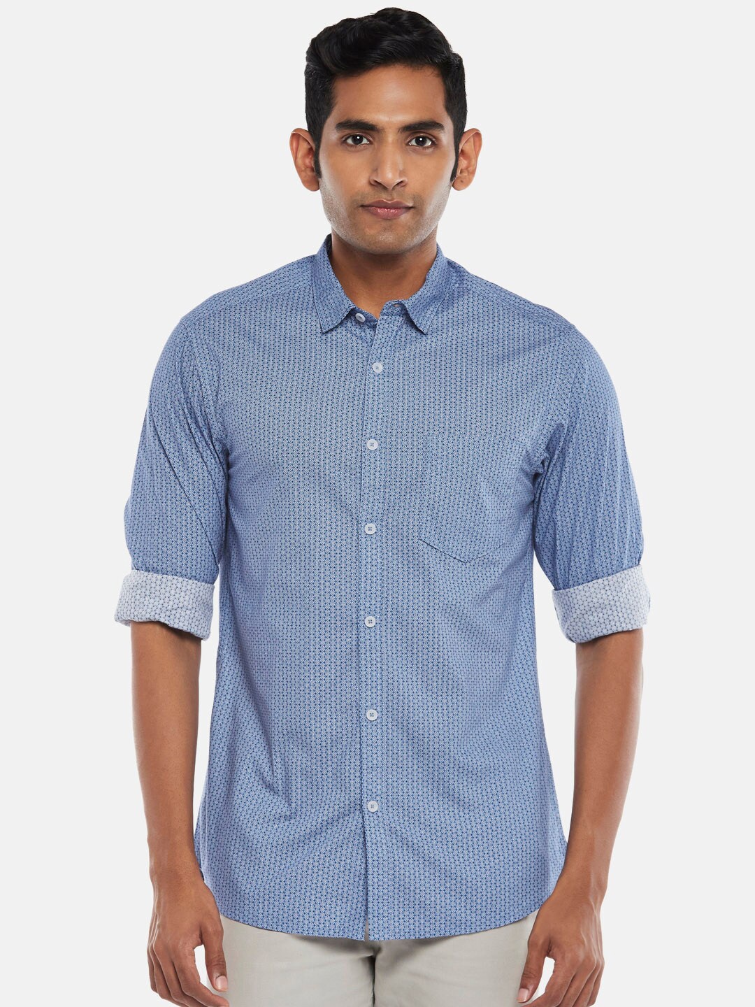 

BYFORD by Pantaloons Men Blue Slim Fit Printed Casual Shirt
