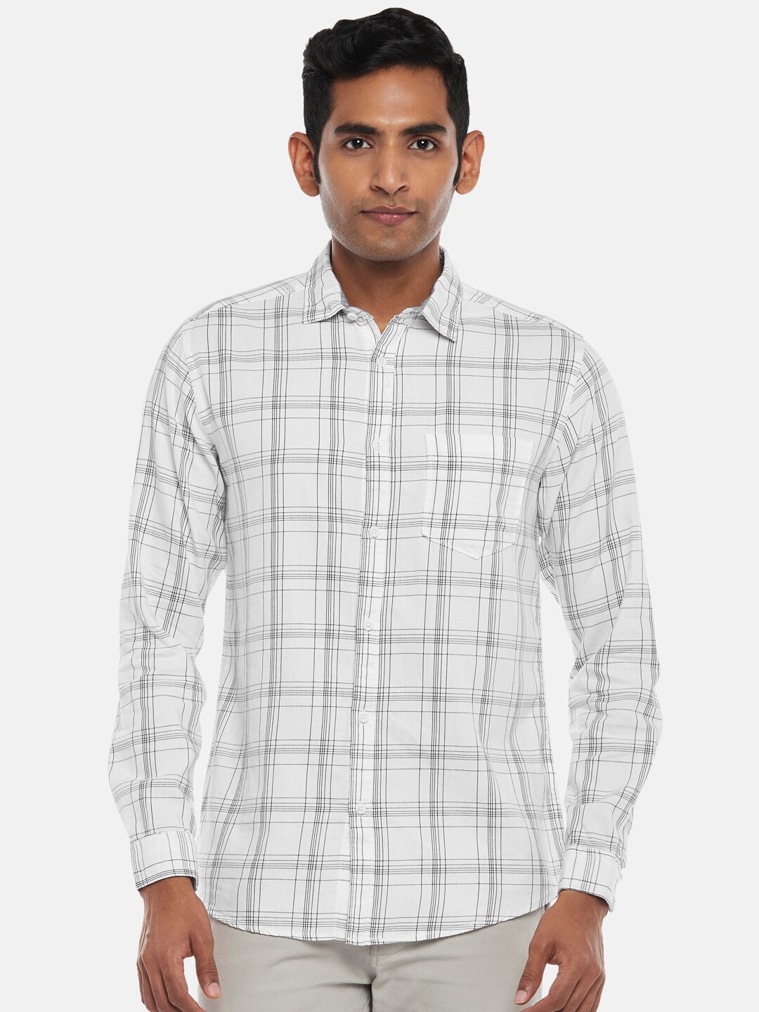

BYFORD by Pantaloons Men White Slim Fit Checked Casual Shirt