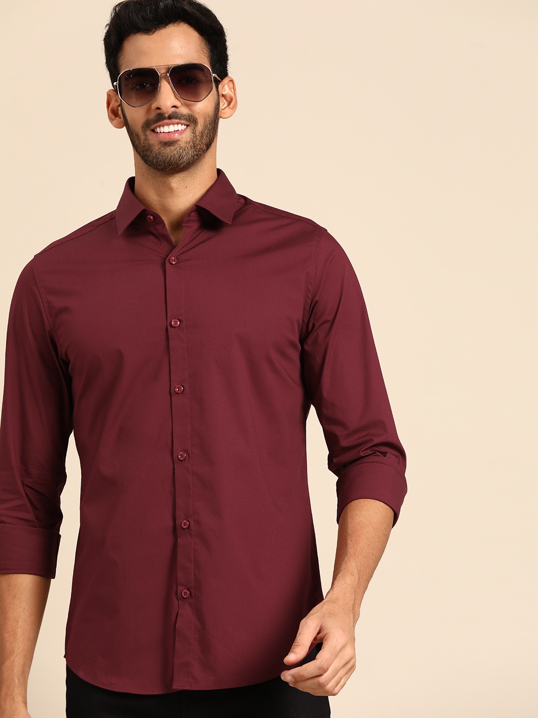 

United Colors of Benetton Men Maroon Solid Slim Fit Casual Shirt