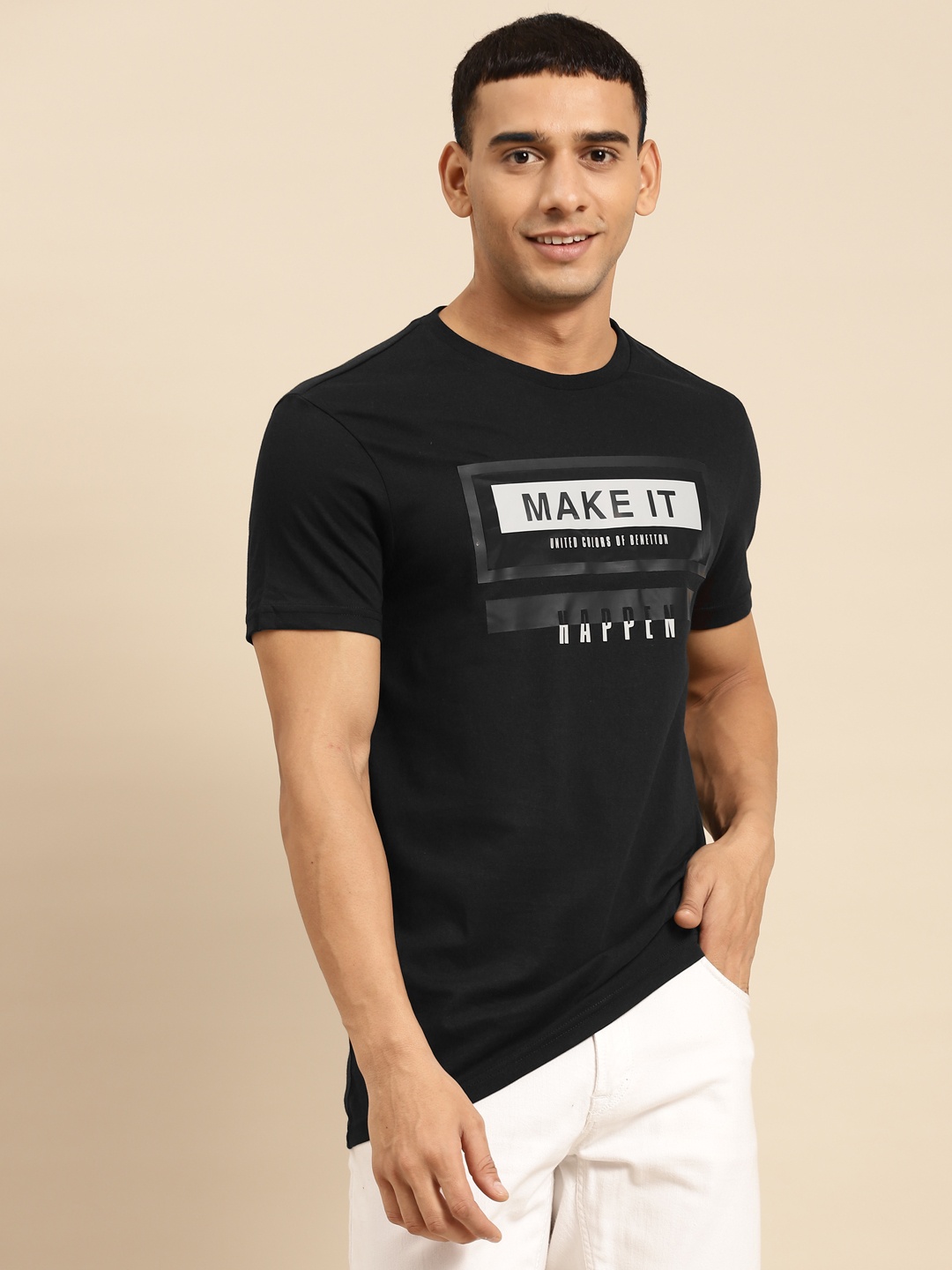 

United Colors of Benetton Men Black & Off White Printed Pure Cotton T-shirt