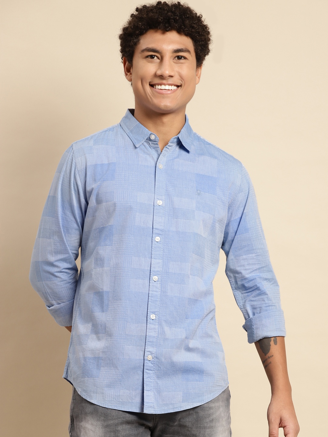 

United Colors of Benetton Men Blue Self Design Slim Fit Casual Shirt