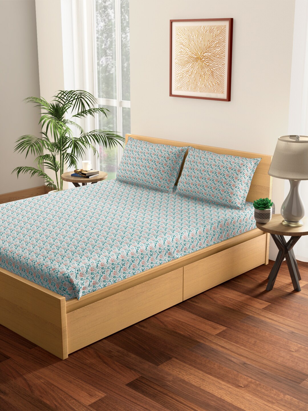 

Living scapes by Pantaloons Off White & Blue 210 TC Queen Bedsheet with 2 Pillow Covers
