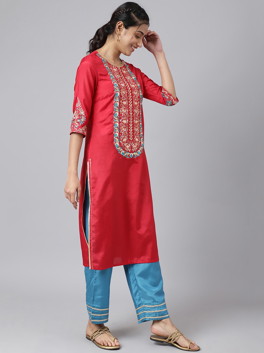 

AURELIA Women Red Floral Embroidered Thread Work Kurta with Trousers
