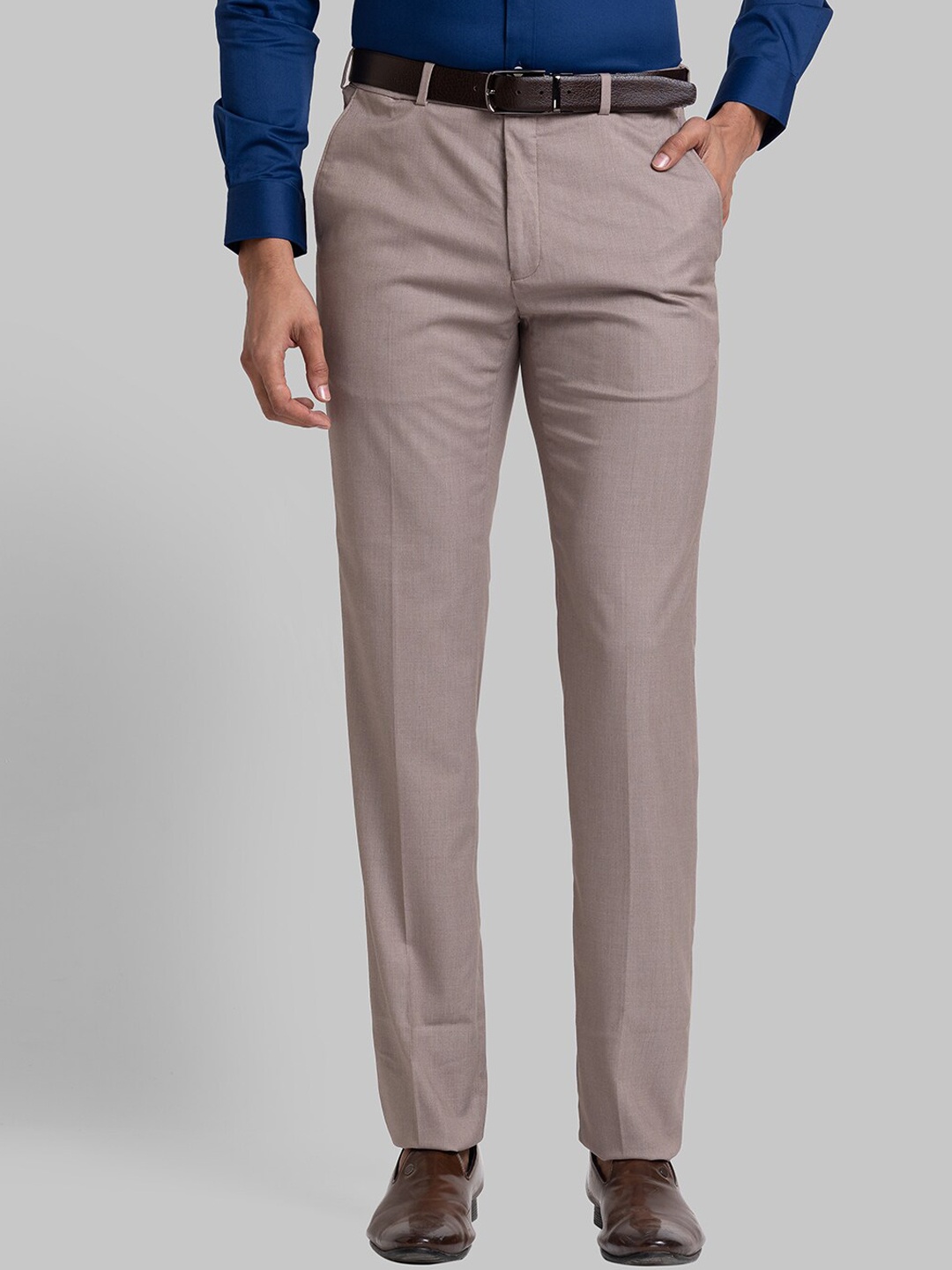 

Raymond Men Grey Solid Formal Trouser