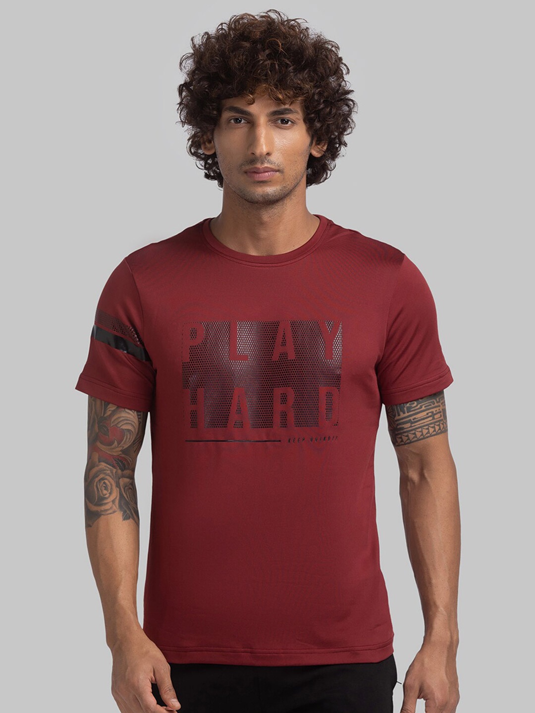 

Parx Men Maroon Typography Printed Applique T-shirt