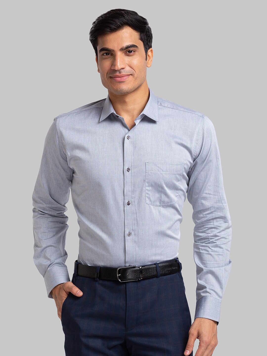 

Park Avenue Men Grey Slim Fit Formal Shirt