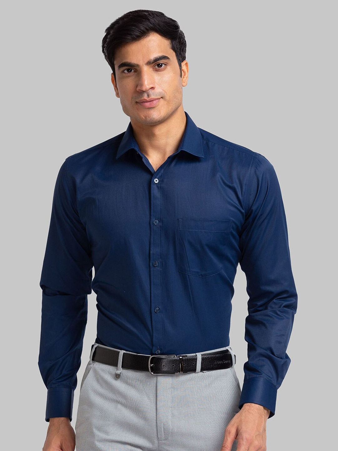 

Park Avenue Men Blue Slim Fit Formal Shirt