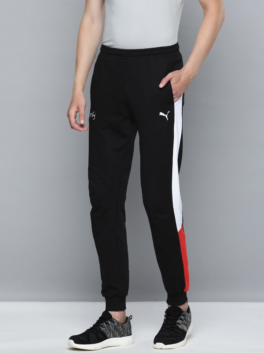 PUMAxONE8 Men Black Brand Logo Printed Joggers With Side Stripes