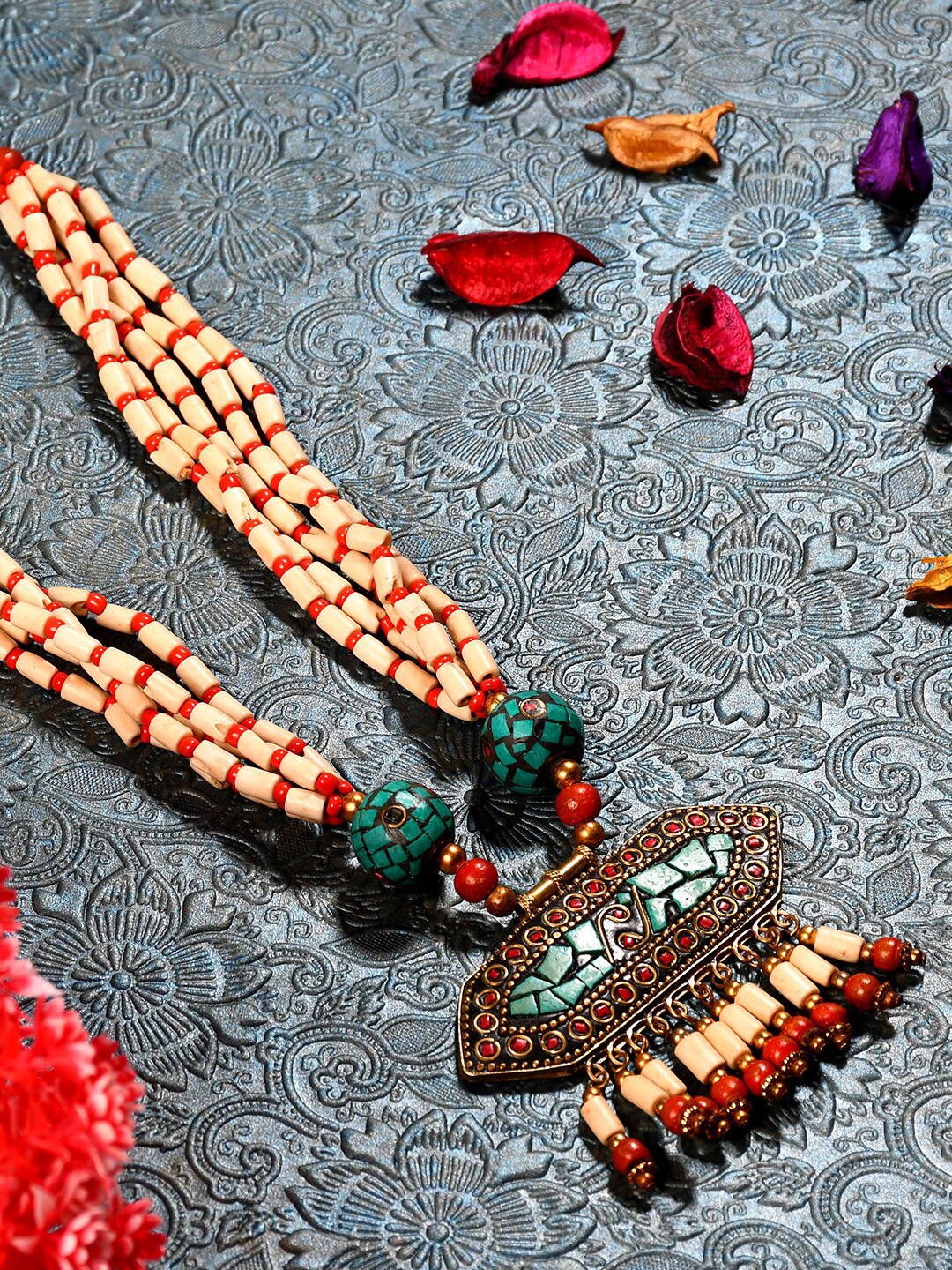 

Bamboo Tree Jewels White & Red Afghan Necklace
