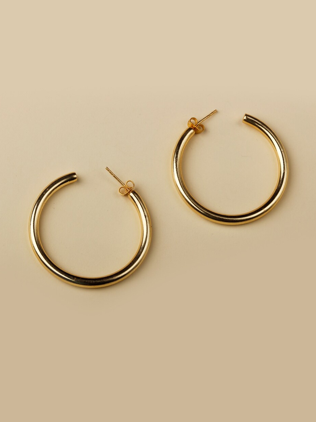 

STILSKII Gold-Toned Contemporary Drop Earrings