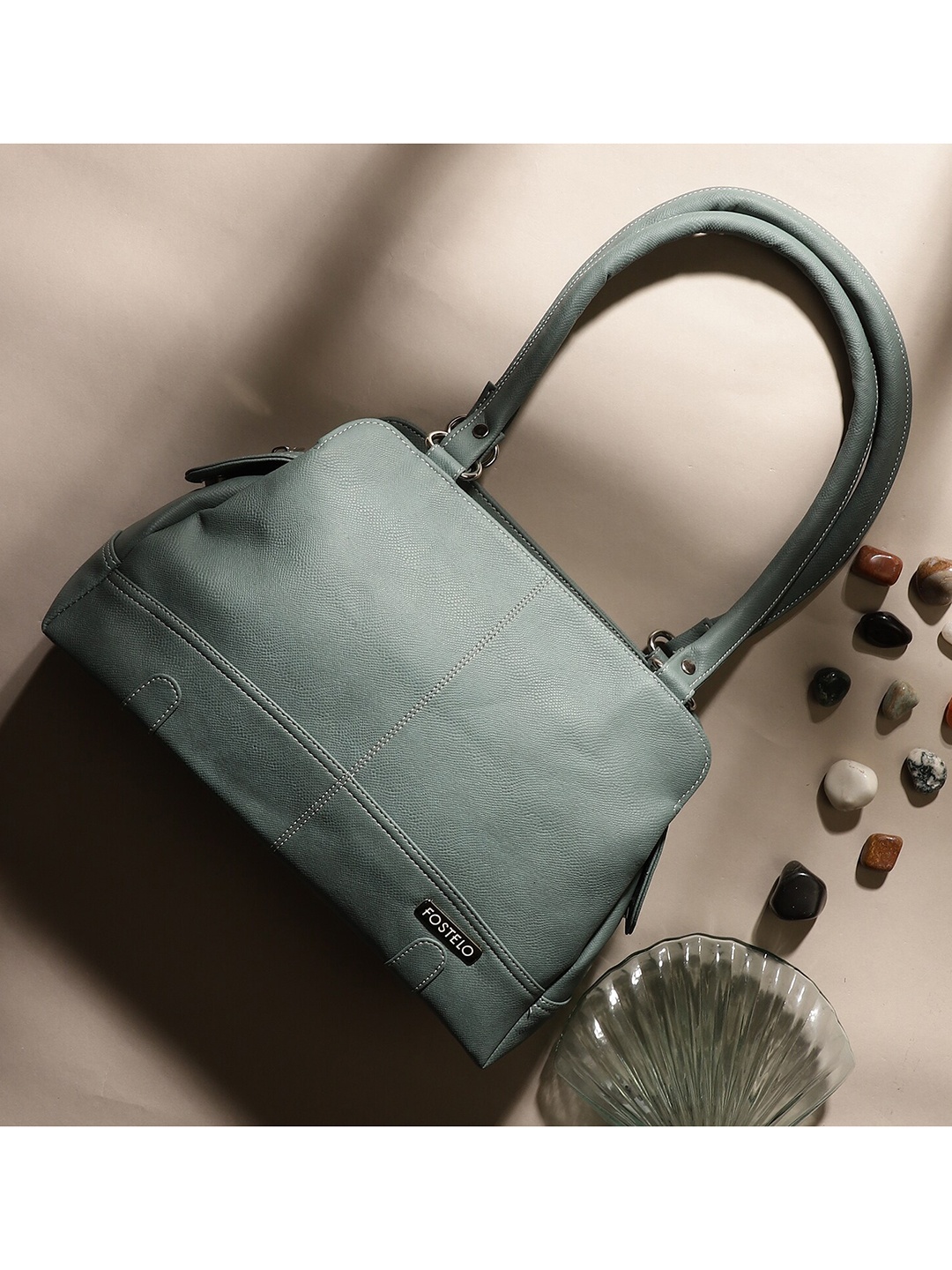 

Fostelo Grey PU Structured Shoulder Bag