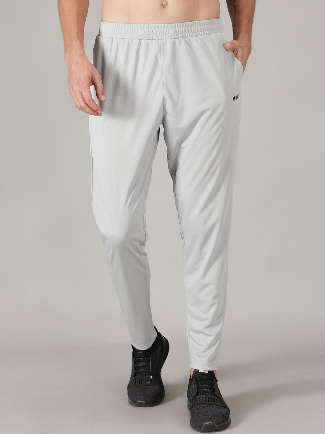 

MKKO Men Grey Solid Slim-Fit Track Pants