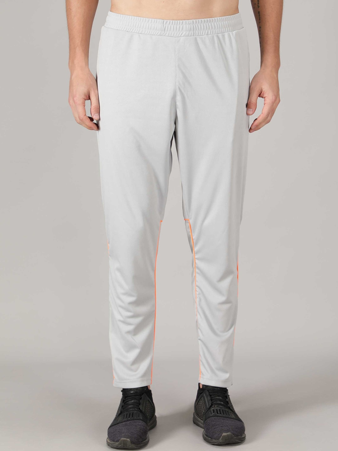 

MKKO Men Grey Solid Slim-Fit Track Pants