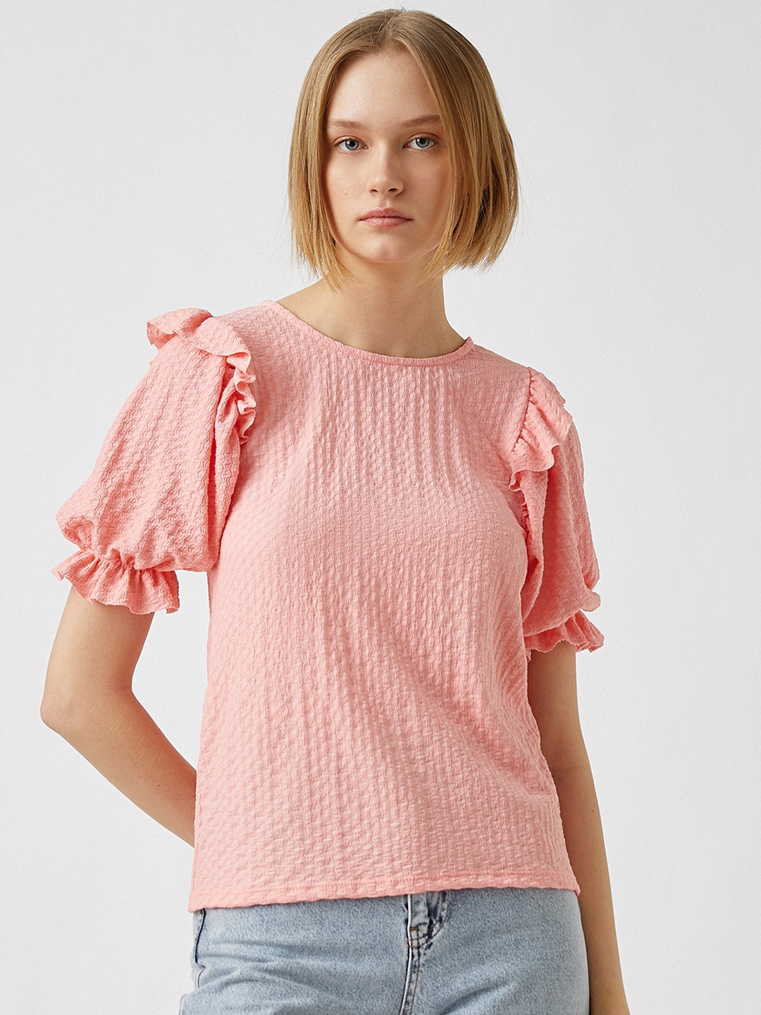 

Koton Pink Textured Puff Sleeve Ruffles Top