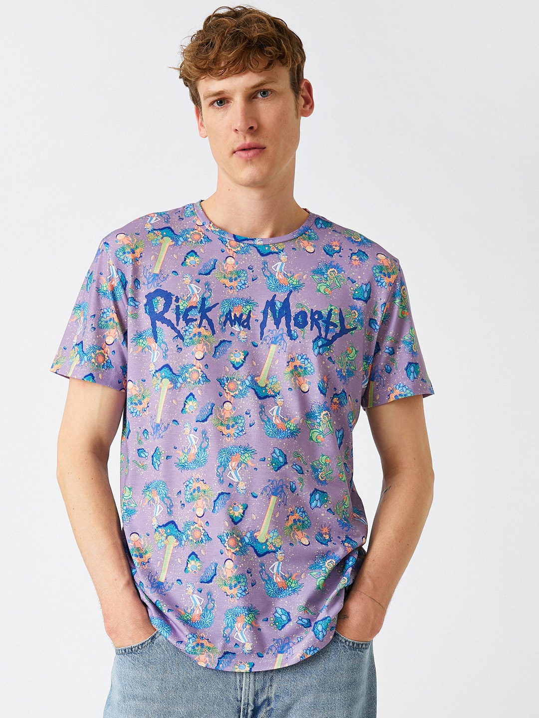 

Koton Men Lavender & Blue Rick & Morty Print T-shirt