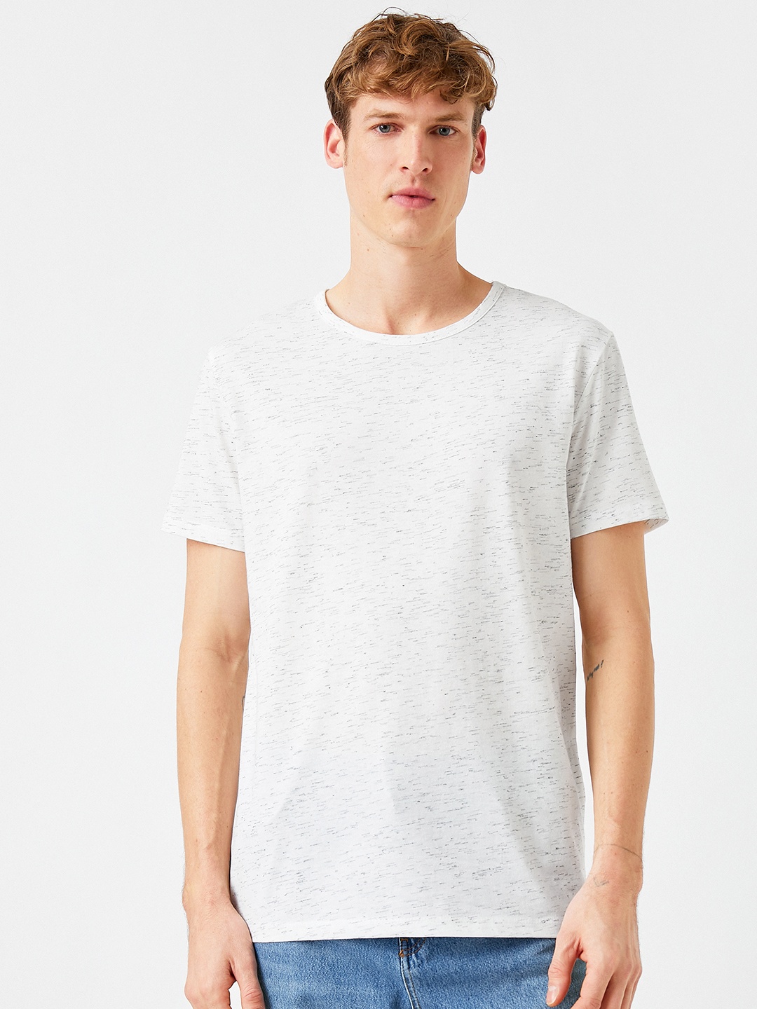 

Koton Men White Melange Effect T-shirt