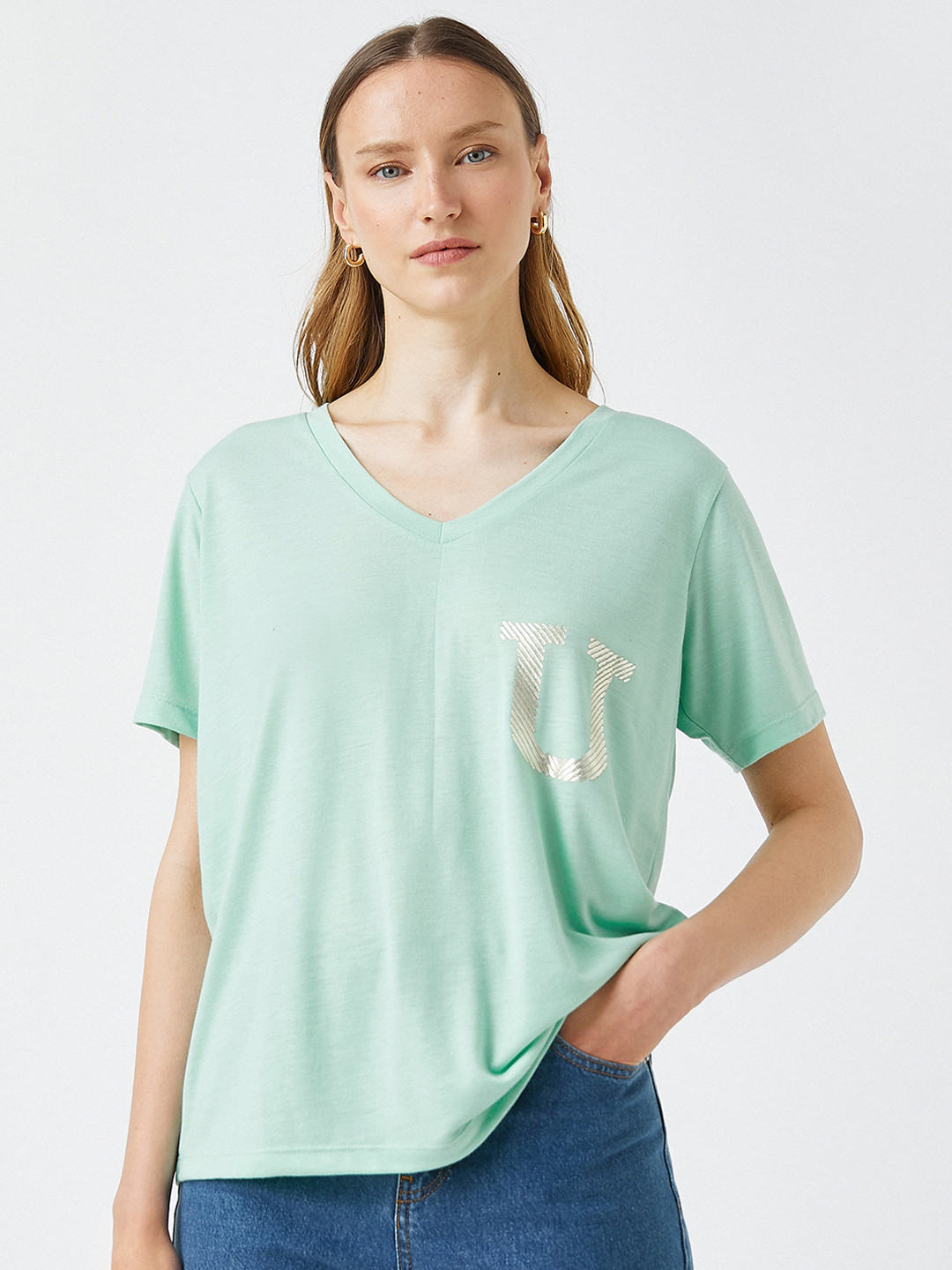 

Koton Women Mint Green Solid V-Neck T-shirt