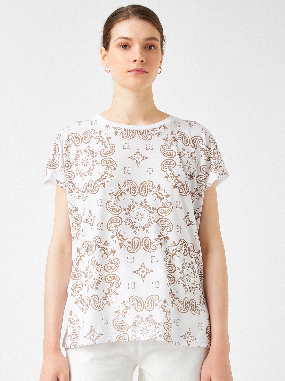 

Koton Women White & Beige Paisley Print Extended Sleeves T-shirt