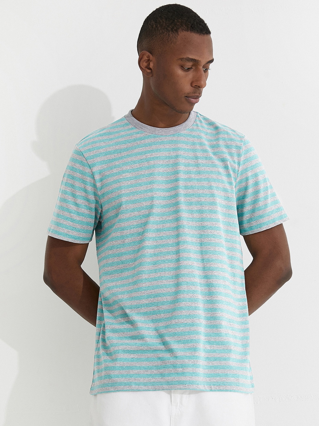 

Koton Men Grey & Blue Striped T-shirt