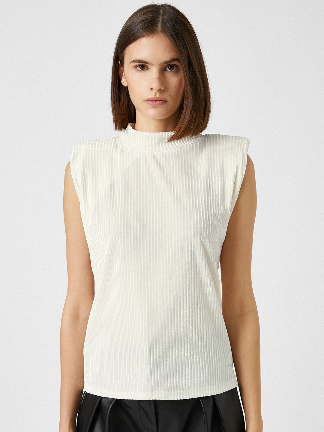 

Koton Off-White Ribbed Shoulder Pads Velvet Top