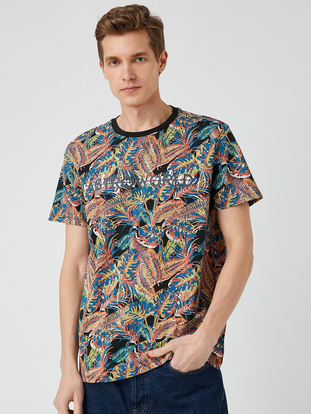 

Koton Men Black & Blue Floral Printed Tropical Pure Cotton T-shirt
