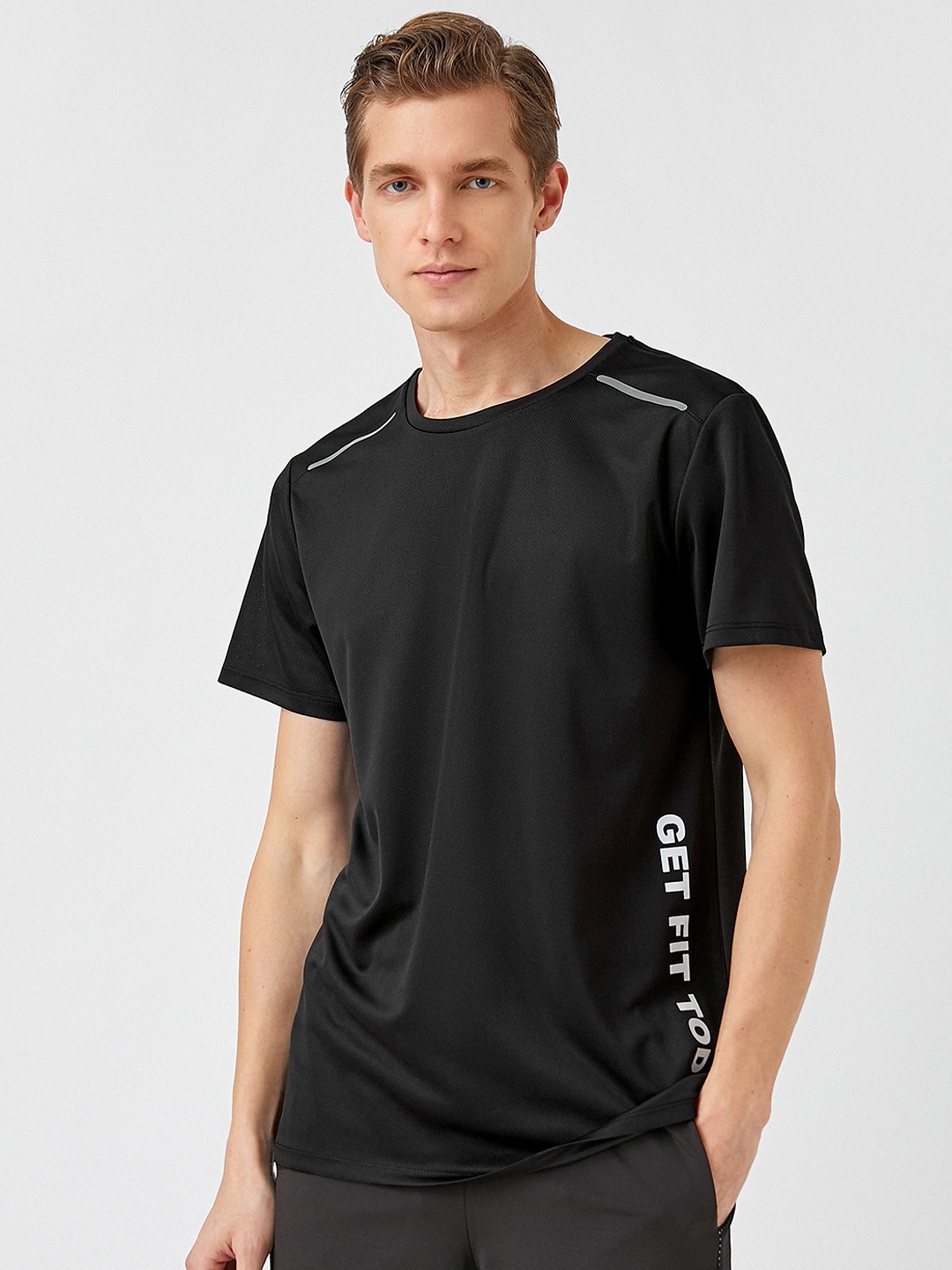 

Koton Black & White Printed Round Neck Sporty Regular Fit T-shirt