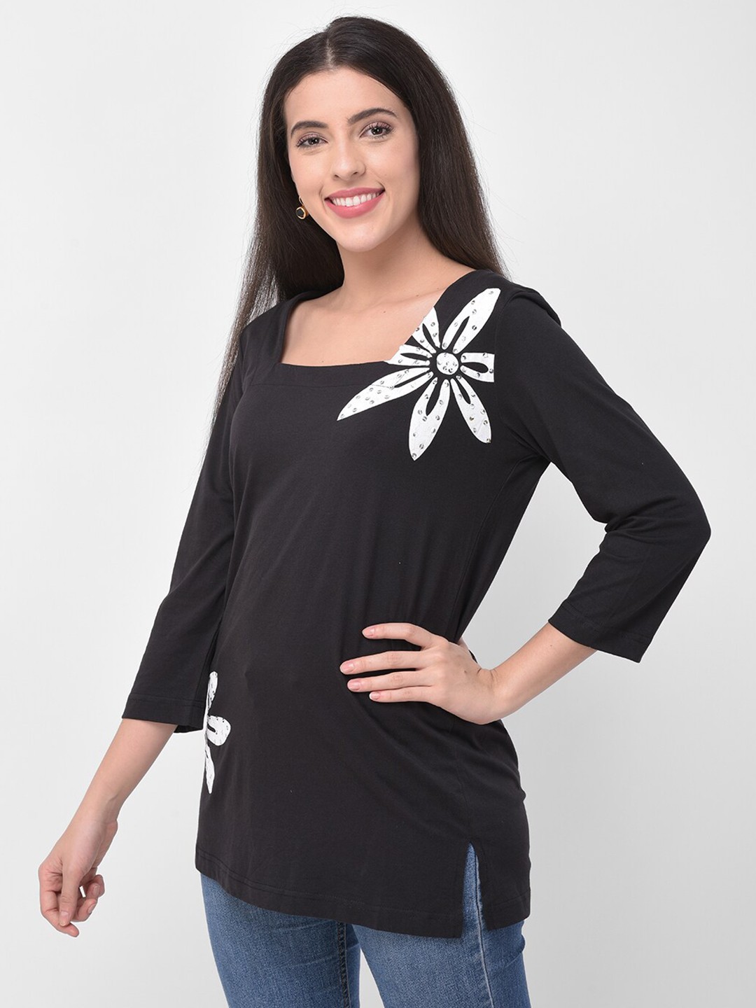 

250 DESIGNS Women Black & White Floral Casual Top