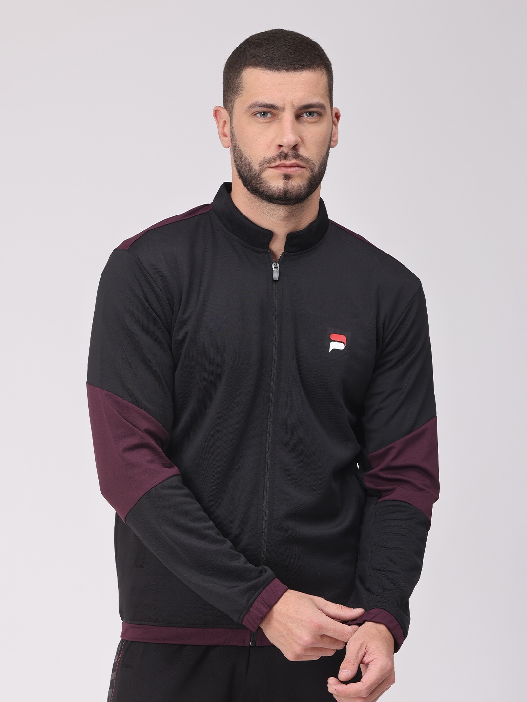 

POLONIUM Men Black Colourblocked Sweatshirt