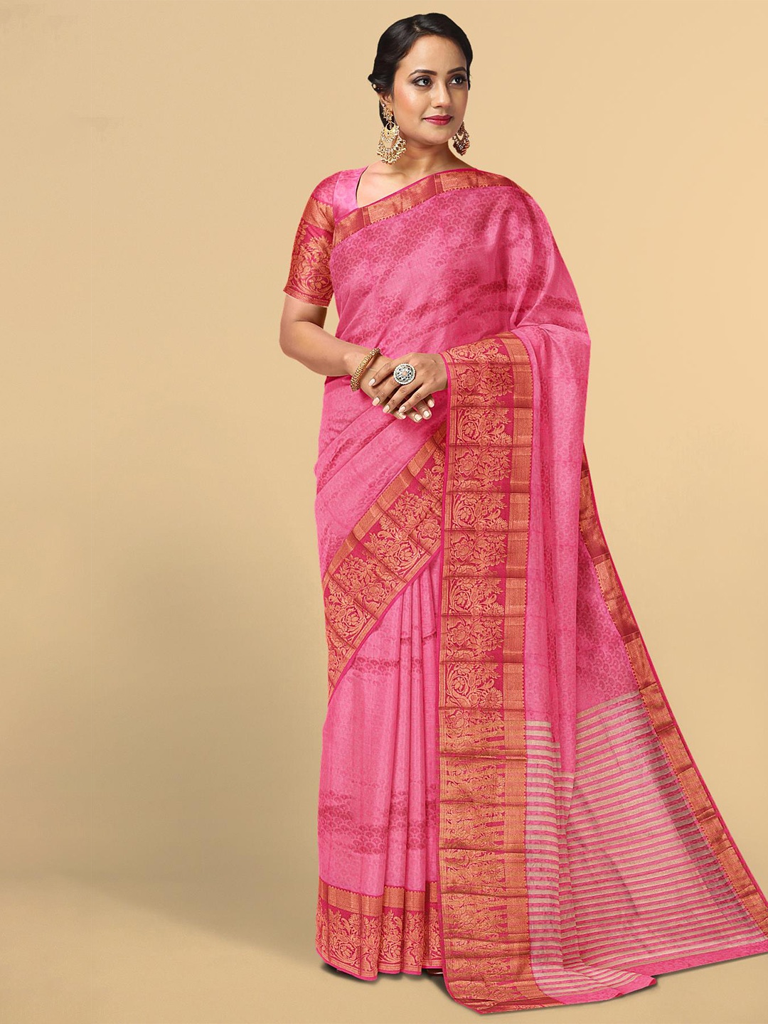 

Kalamandir Red & Gold-Toned Woven Design Zari Silk Blend Saree
