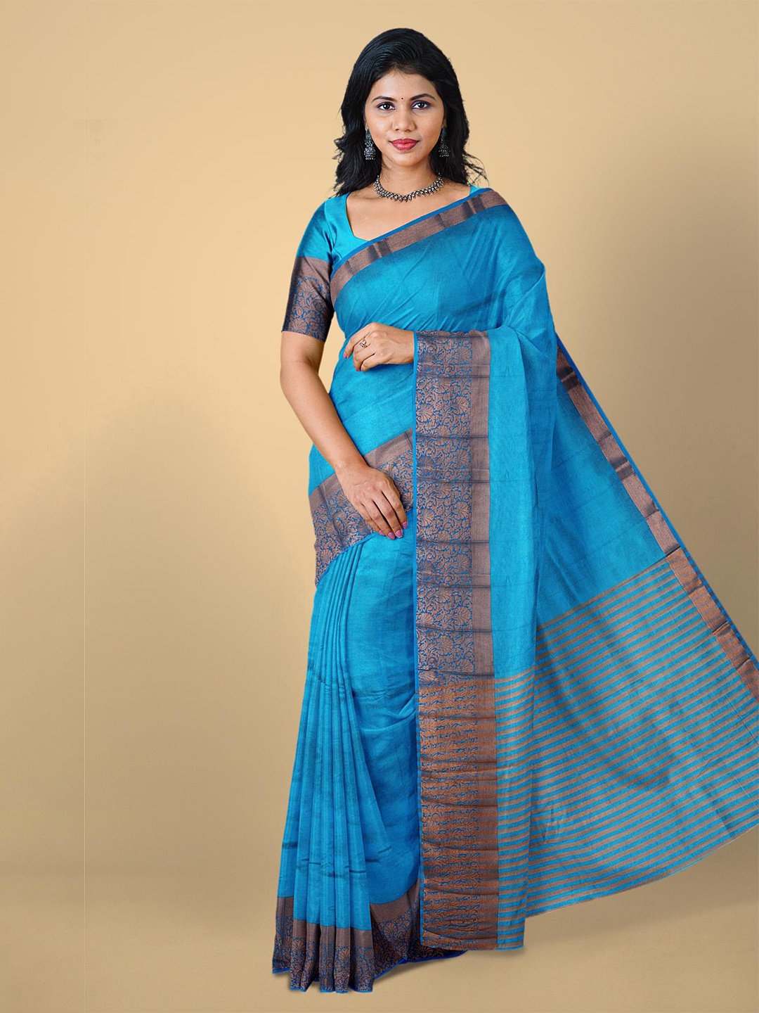 

Kalamandir Blue & Gold-Toned Zari Silk Blend Saree