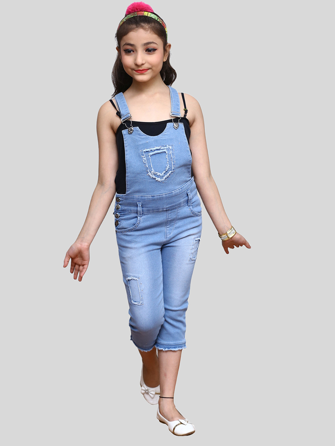 

Elendra jeans Girls Blue Solid Slim Fit Denim Dungarees
