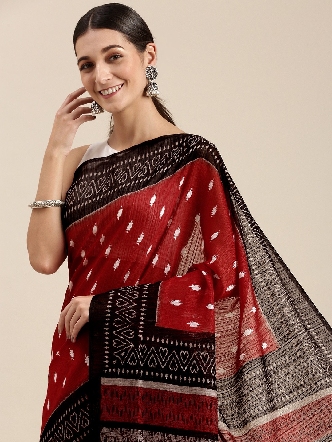 

Rani Saahiba Red & Black Linen Blend Sambalpuri Saree