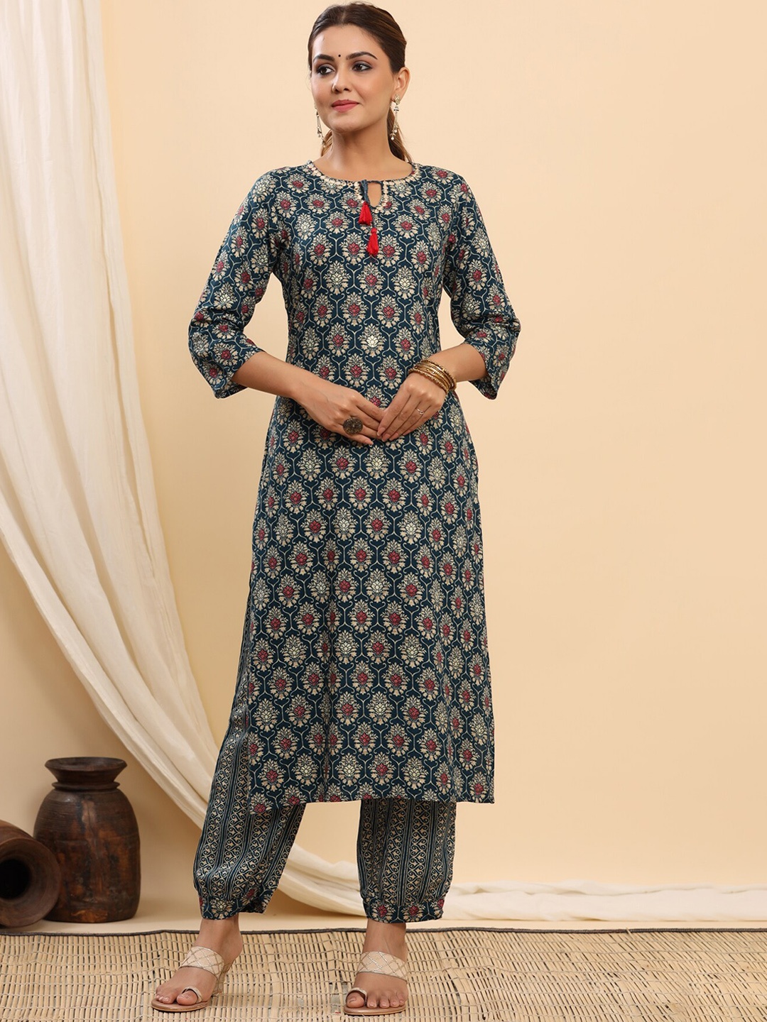 

ETHNIC STREET Women Teal Ethnic Motifs Printed Empire Kurta with Trousers