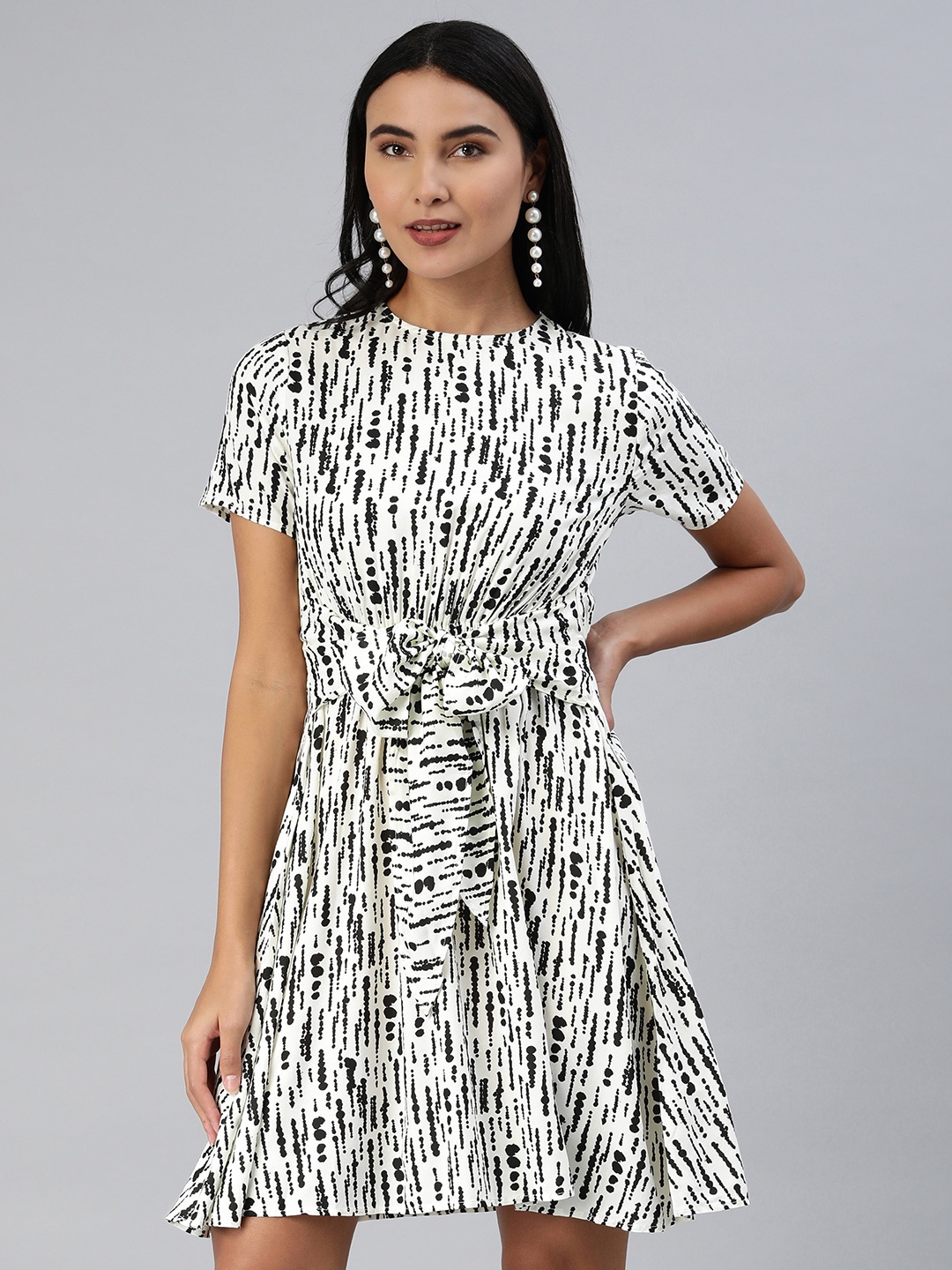 

ANI Off White & Black Abstract Print Fit & Flare Dress with Tie-Ups