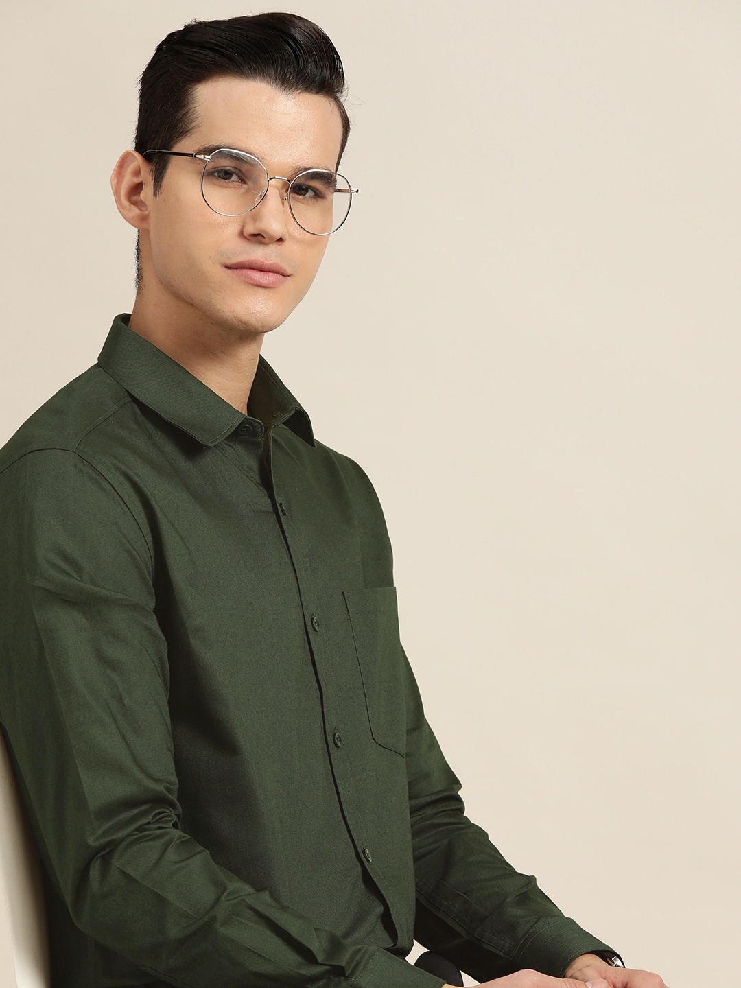 

INVICTUS Men Pure Cotton Slim Fit Smart Casual Shirt, Olive