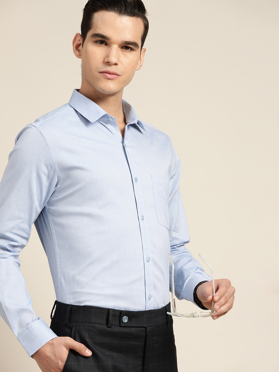 

INVICTUS Men Pure Cotton Slim Fit Smart Casual Shirt, Blue