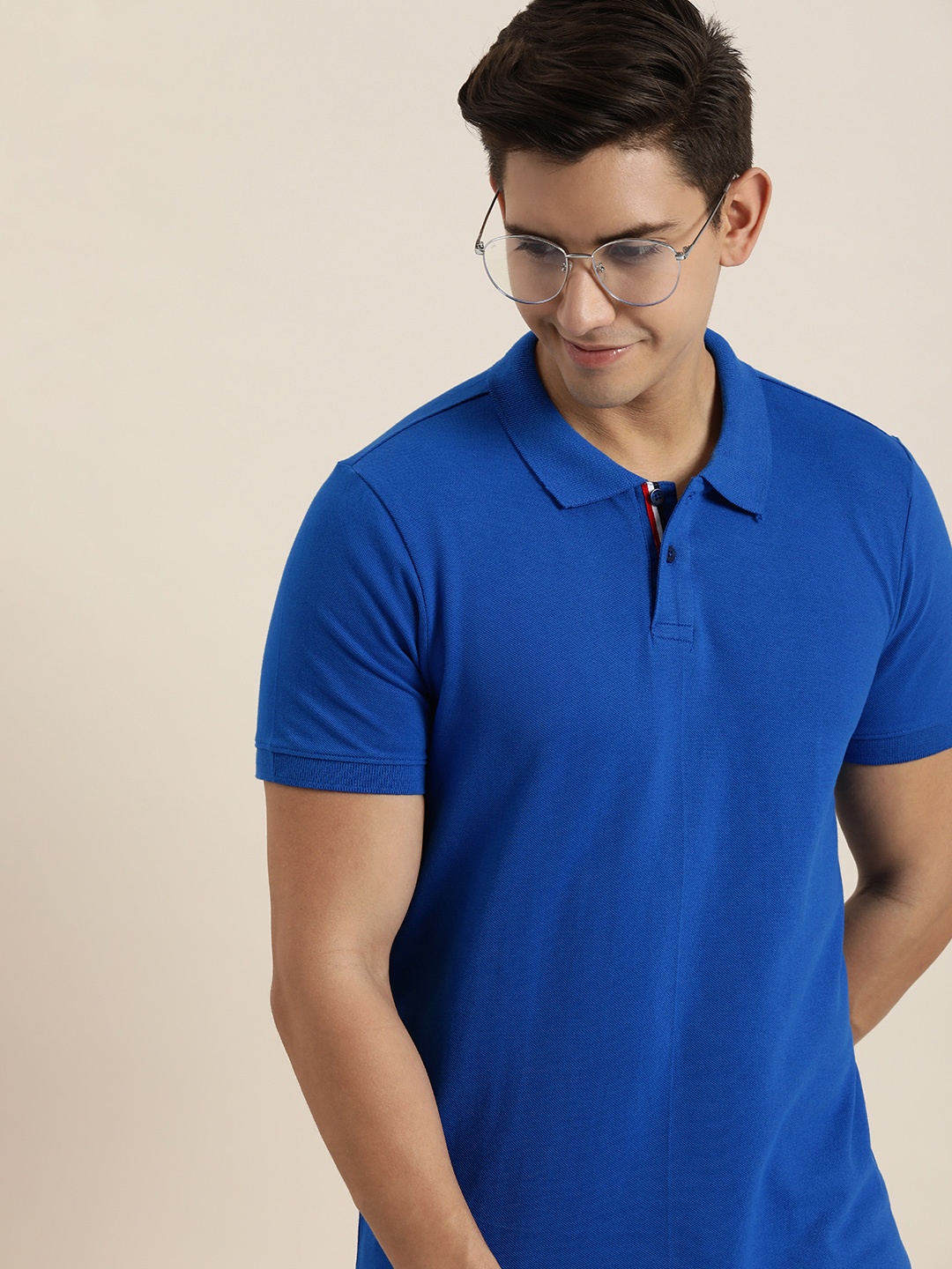

INVICTUS Solid Polo Collar Casual T-shirt, Blue