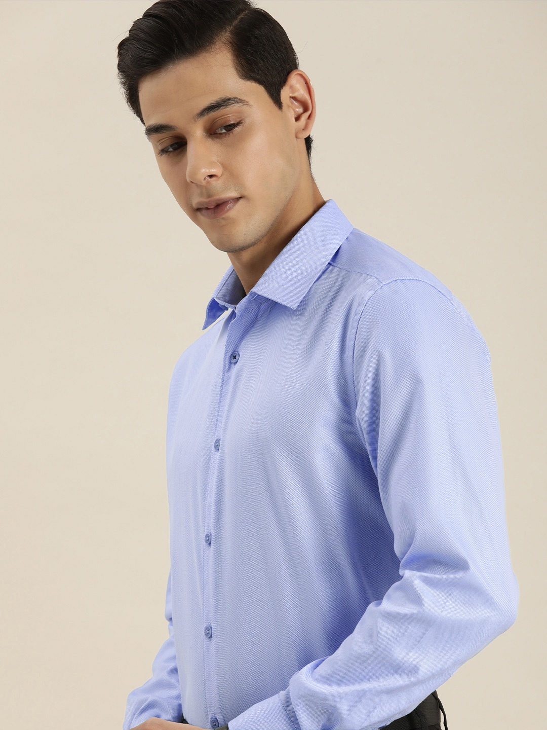 

INVICTUS Men Med Blue Slim Fit Estilo Collection Textured Formal Pure Cotton Shirt