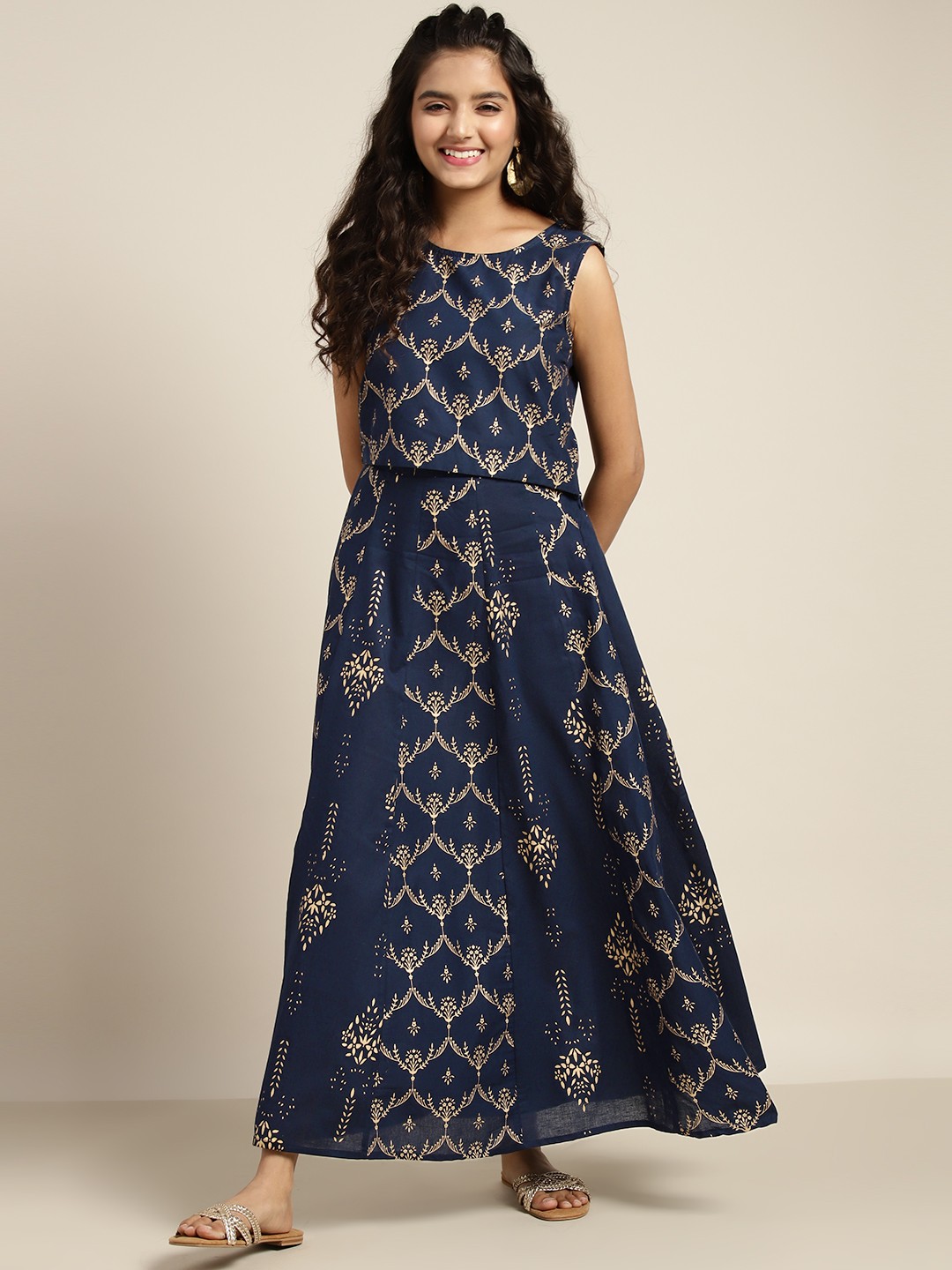 

Sangria Teen Girls Ethnic Motifs Print Pure Cotton Ready to Wear Lehenga & Blouse, Navy blue