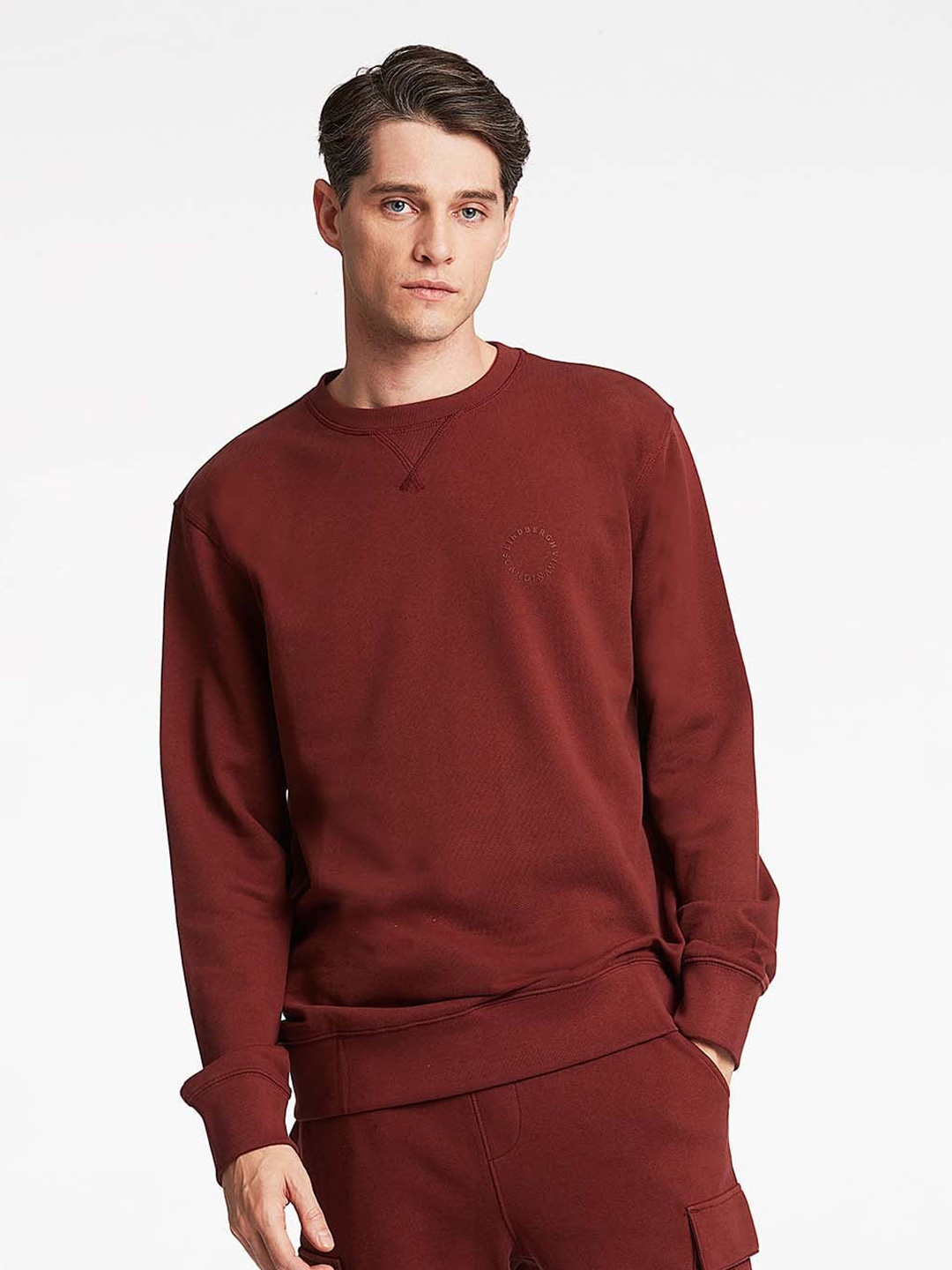 

LINDBERGH Men Maroon Solid Pullover Sweatshirt