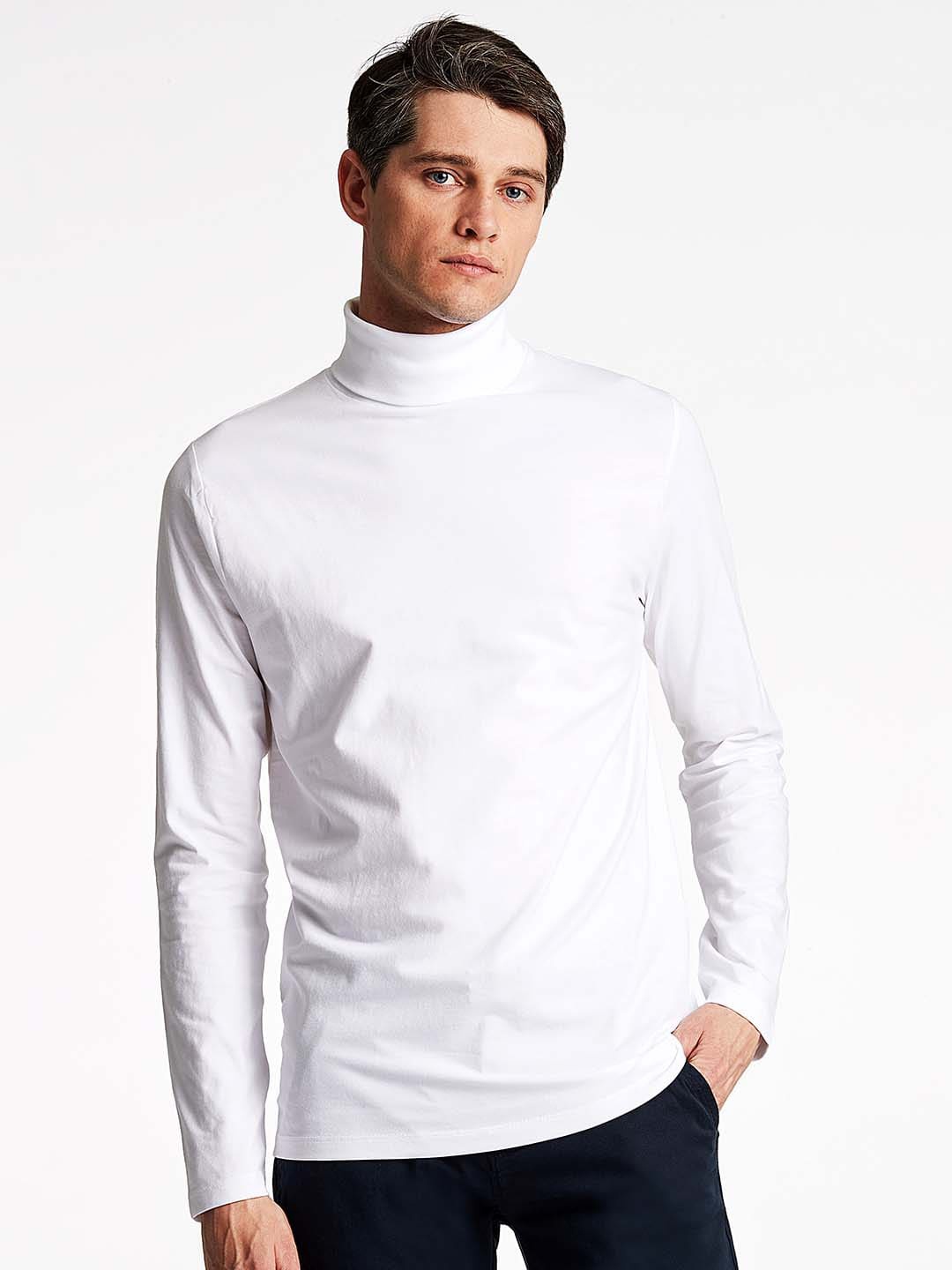 

LINDBERGH Men White Colourblocked Henley Neck Extended Sleeves Monochrome Pure Cotton Applique Slim Fit T-shirt