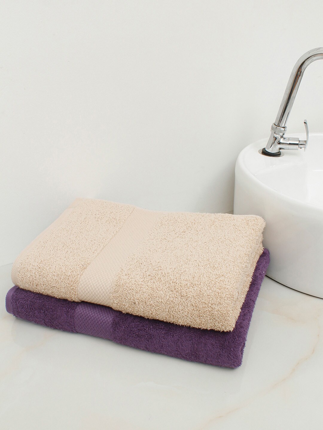 

AVI Living Set Of 2 Beige & Purple Solid 500 GSM Pure Cotton Bath Towels