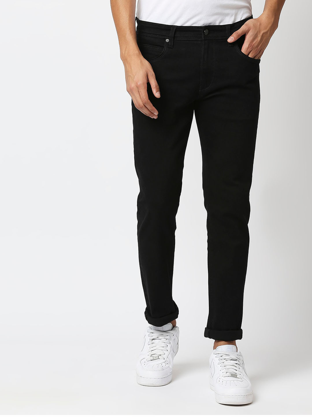

Pepe Jeans Men Black Tapered Fit Low-Rise Stretchable Jeans
