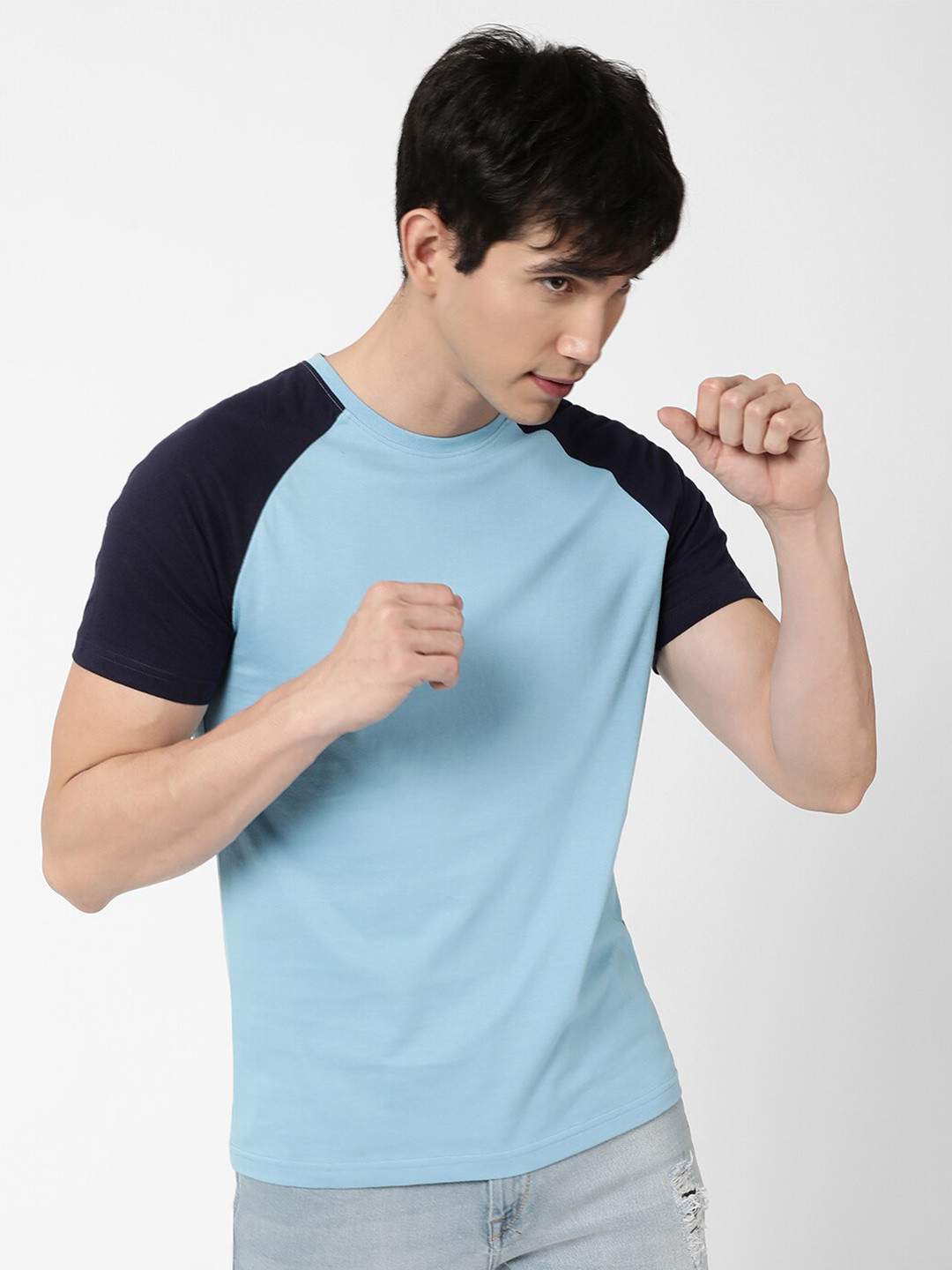 

VASTRADO Men Blue & Black Colourblocked T-shirt