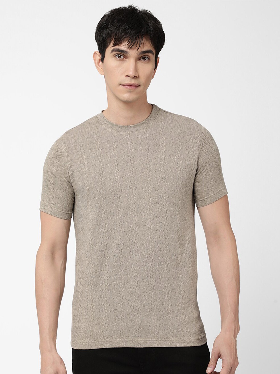 

VASTRADO Men Beige Raw Edge T-shirt