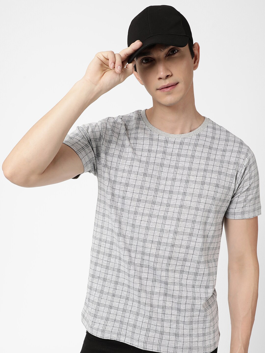 

VASTRADO Men Grey Checked T-shirt