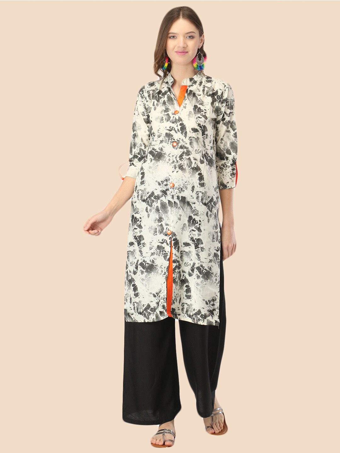 

FEMMIBELLA Women Off White & Black Printed Pathani Kurta
